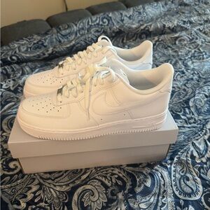 Brand newNike Air Force 1 Low White Sneakers